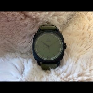 Men’s Watch (Dark army green)